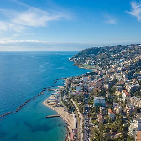 Βίλα Lucia Riviera Dei Fiori Pool - Happy