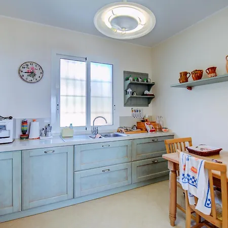 Lucia Riviera Dei Fiori Pool - Happy Βίλα *