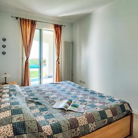 Villa Lucia Riviera Dei Fiori Pool - Happy