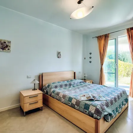 Lucia Riviera Dei Fiori, Sea-view And Pool فيلة سانريمو