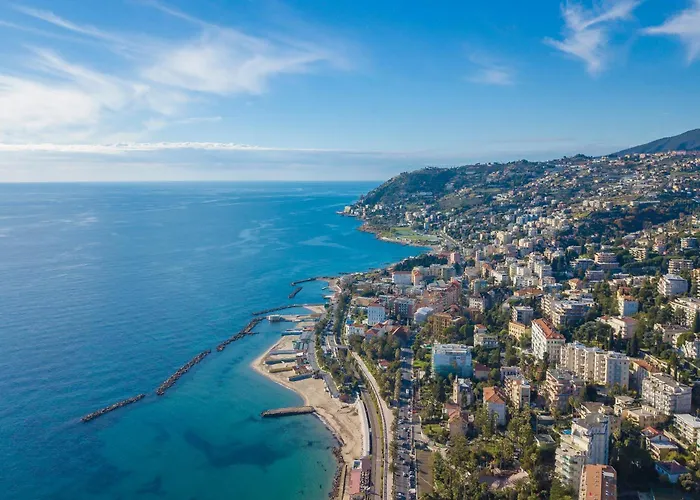 Vila Lucia Riviera Dei Fiori Pool - Happy