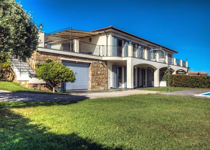 Villa Lucia Riviera Dei Fiori Pool - Happy