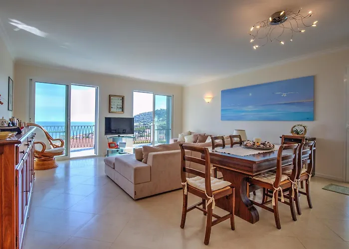 Villa Lucia Riviera Dei Fiori Pool - Happy