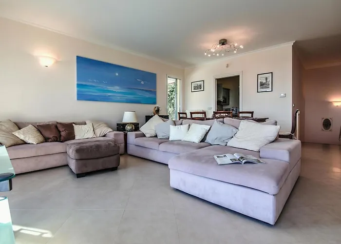 Lucia Riviera Dei Fiori Pool - Happy Villa *